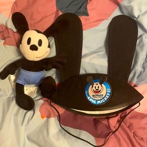Disney Oswald the Lucky Rabbit Ears and Plush